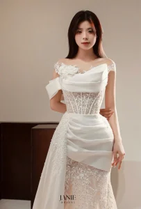 Hình 2: Thân hình đồng hồ cát chính là chiếc “chìa khóa vàng” tô điểm cho cô dâu khi lựa chọn mẫu váy cưới đuôi cá có thiết kế đơn giản