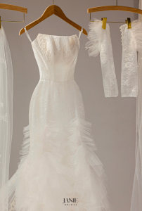 váy cưới Hàn Quốc đơn giản