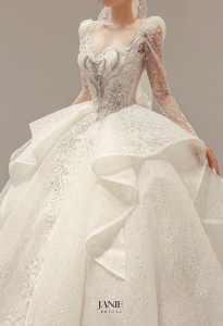 váy cưới tay dài