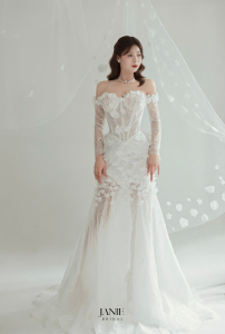 váy cưới ngắn đuôi cá