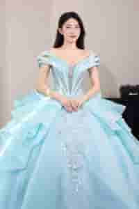 váy cưới màu xanh